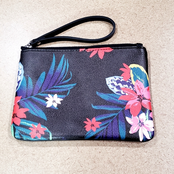Old Navy Handbags - NWOT Old Navy Tropical Print Floral Wristlet
